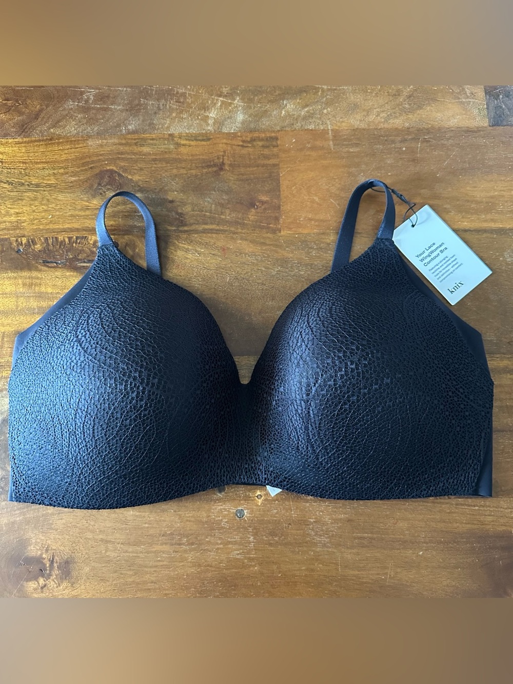 Knix Black Textured Lace Lined T-Shirt Bra - Women Intimates size 8 NWT